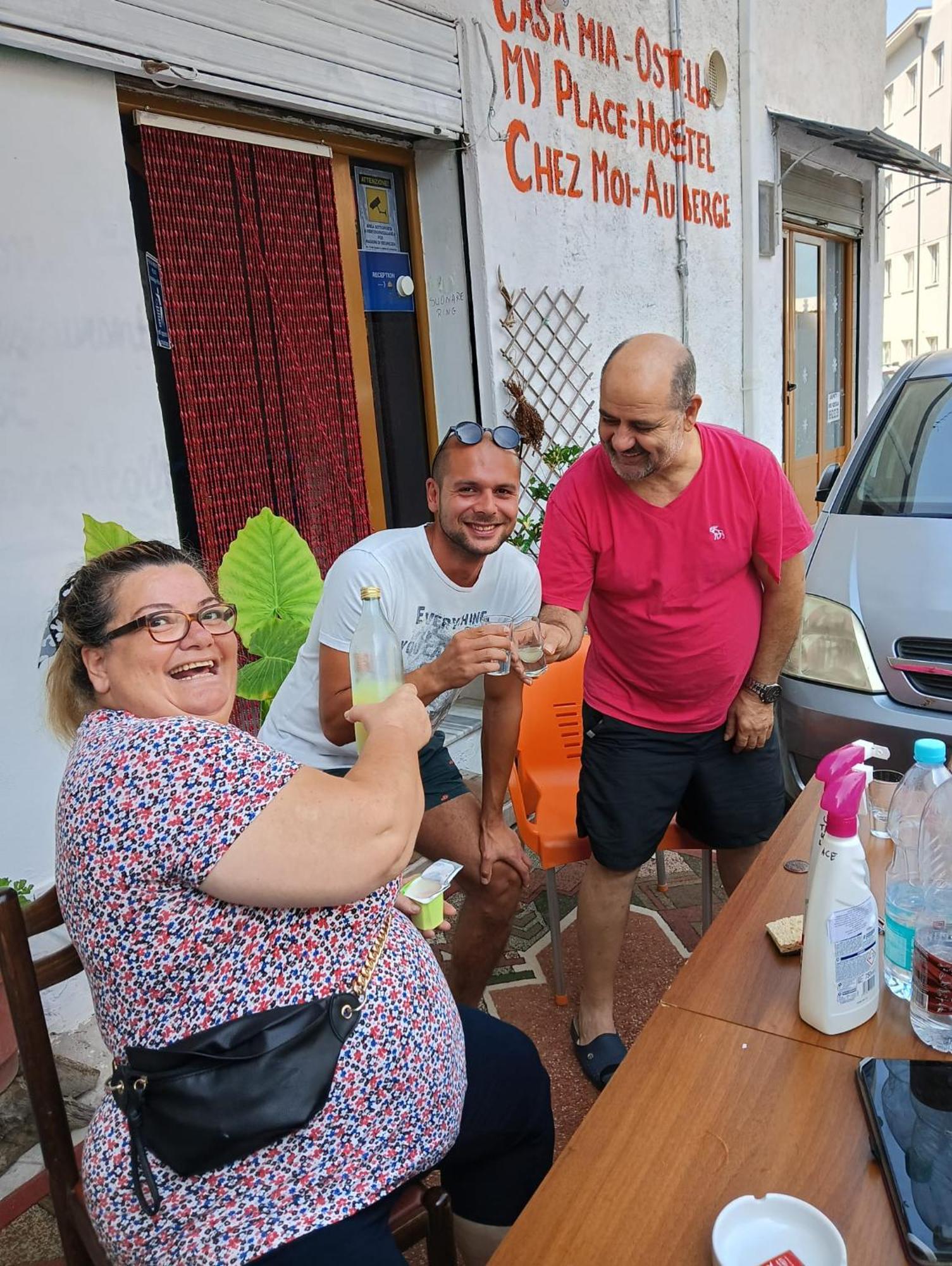 Ostello Casa Mia Vlorë Esterno foto